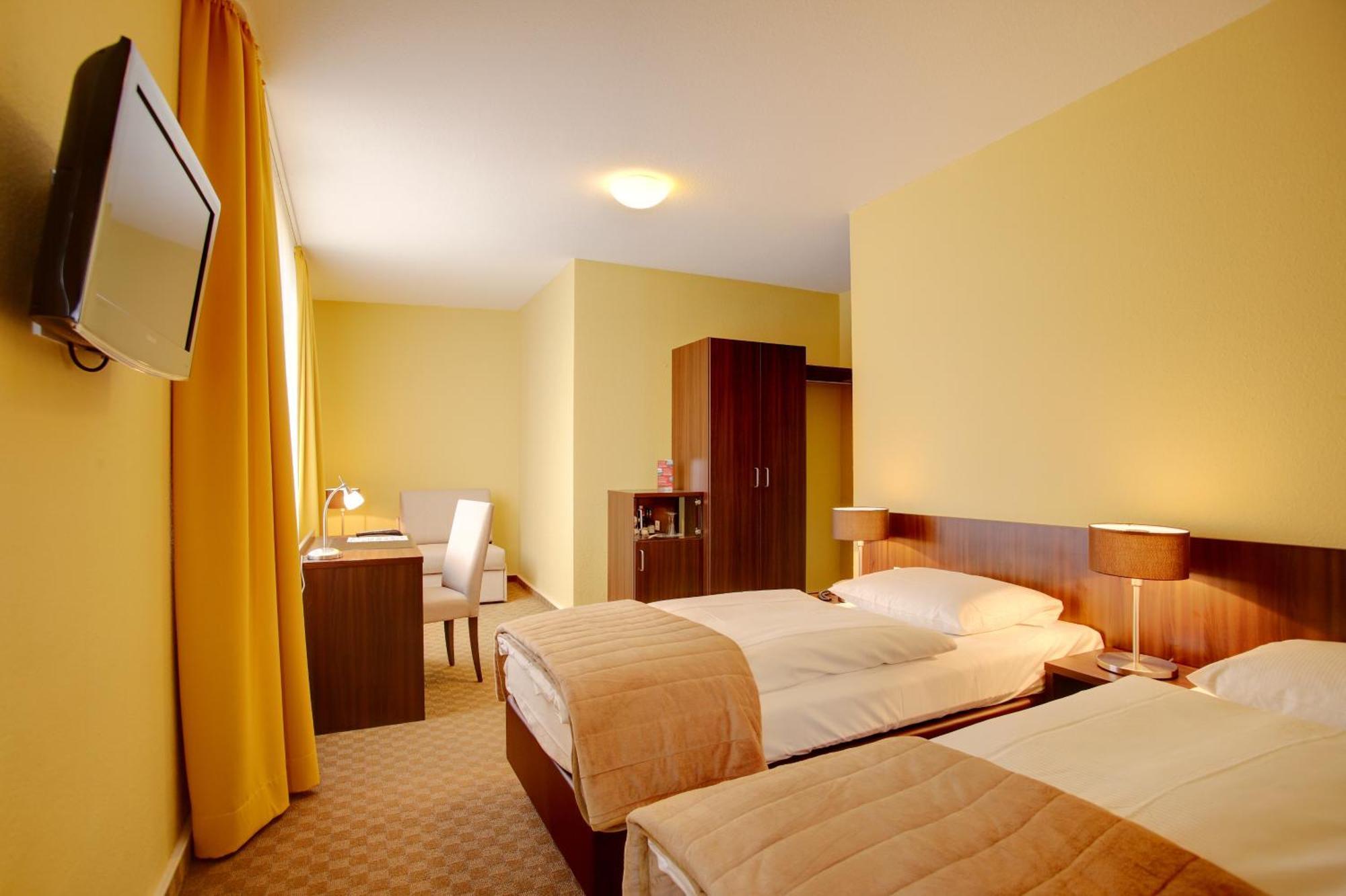 Hotel Mercedes City Bonn Ngoại thất bức ảnh