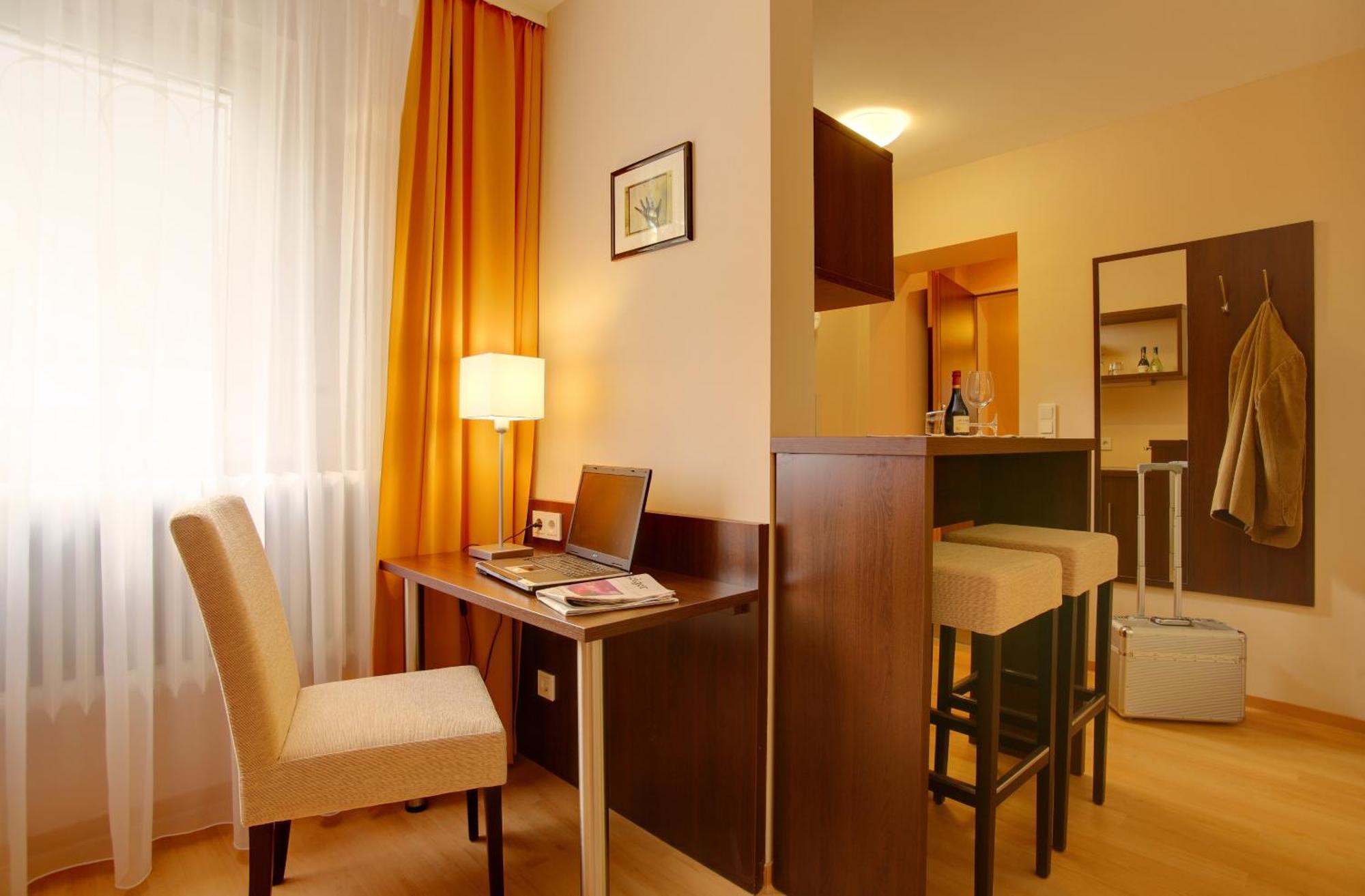Hotel Mercedes City Bonn Ngoại thất bức ảnh