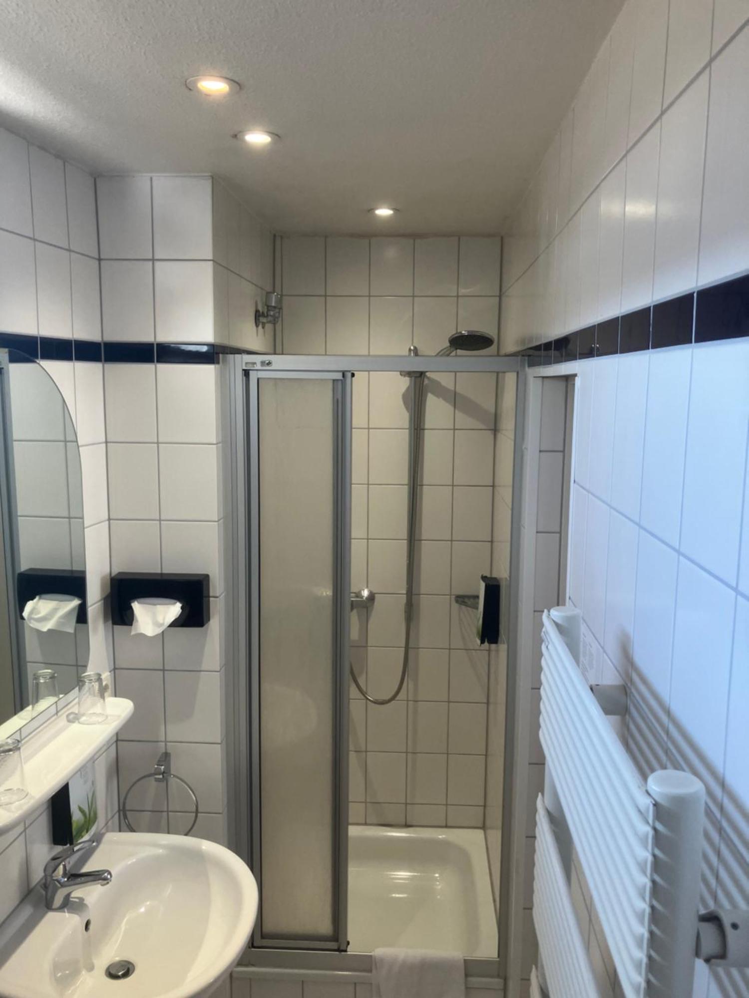 Hotel Mercedes City Bonn Ngoại thất bức ảnh