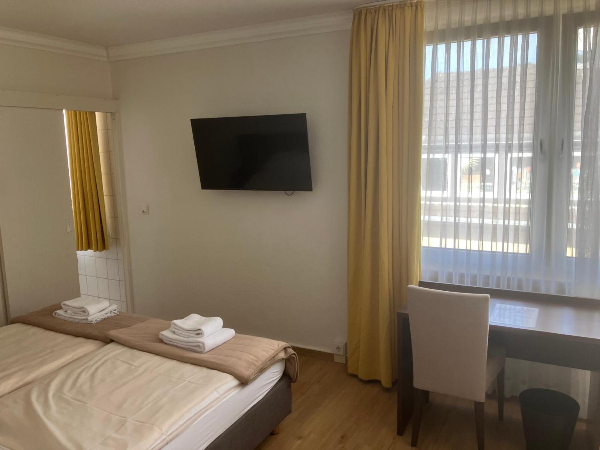 Hotel Mercedes City Bonn Ngoại thất bức ảnh